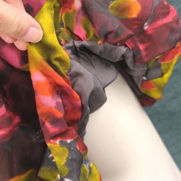 Trina Turk Silk/Wool Blend Bubble Hem Skirt Runs Large, See Notes!! - Picture 5 of 12